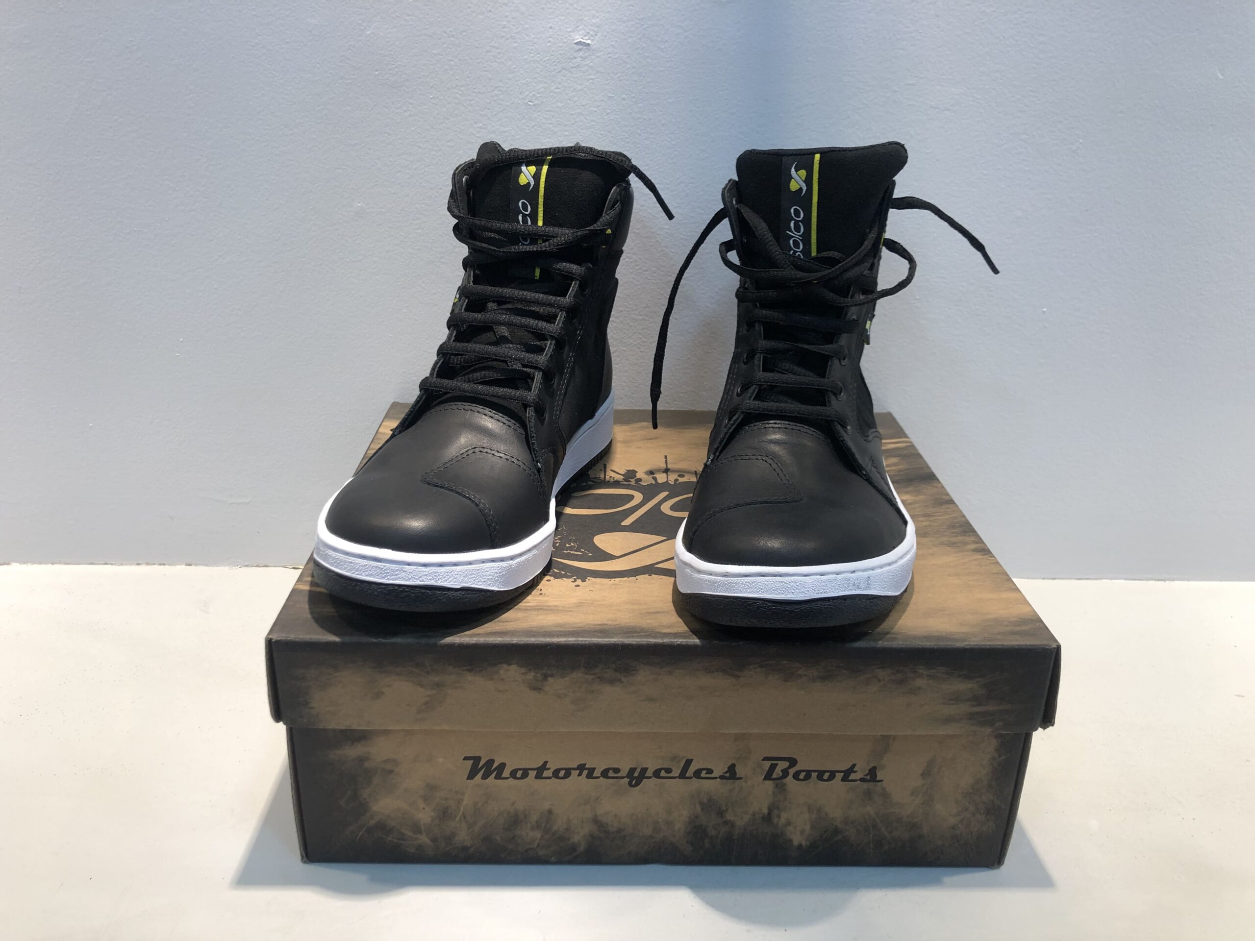 Botas Solco Misano Cuero Con Proteccion Moto Botitas Urbanas - Imagen 2